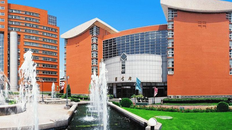 深圳电子配件批发市场：代发的秘密与选择要点